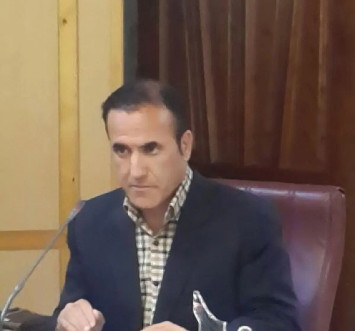 اصولگرایان تحت هیچ شرایطی به اجماع نمی‌رسند/ می‌خواهند با چند کاندیدا در مناظره علیه روحانی باشند