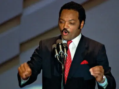 جسی جکسون نامزد سابق ریاست‌جمهوری آمریکا در گذشت