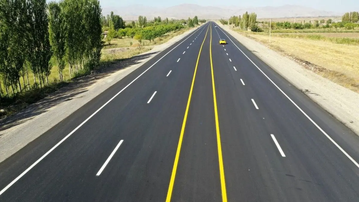 پروژههای راهسازی در گلستان نقش تعیین کنندهای در توسعه اقتصادی و موضوع اشتغال دارد