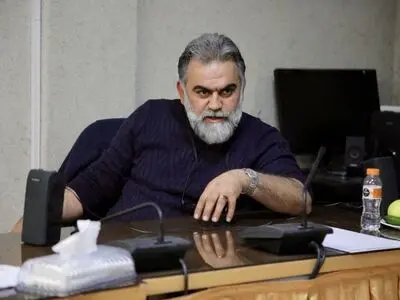 آرش زینال خیری رییس سازمان بسیج هنرمندان کشور شد