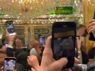 جشن سال نو میلادی در حرم امیرالمؤمنین(ع) + فیلم