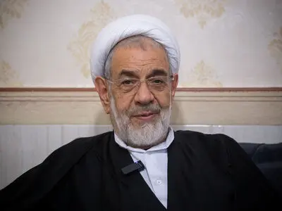 حال حجت‌الاسلام و المسلمین شیخ قدرت‌الله علیخانی مساعد است