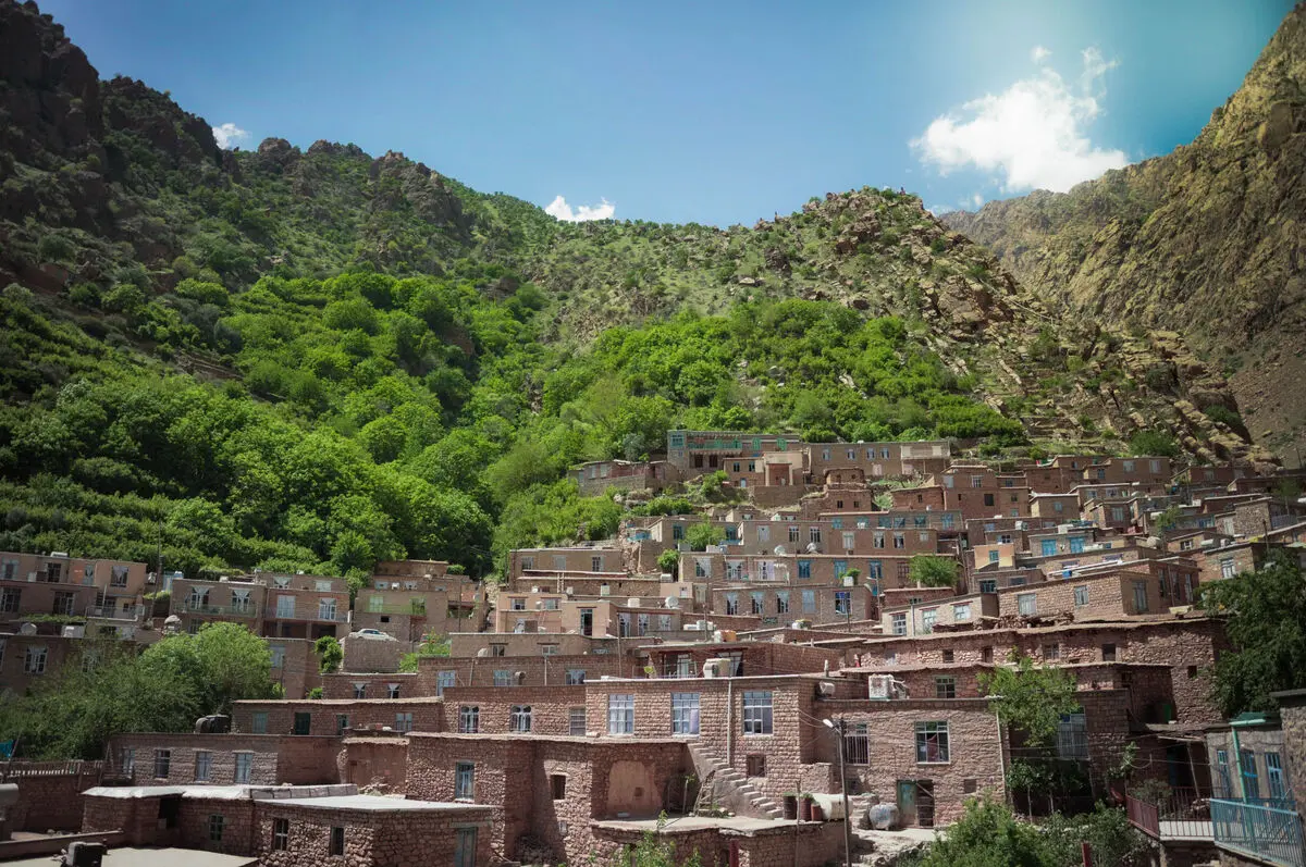 پرداخت 120 میلیارد ریال تسهیلات اشتغالزایی حوزه گردشگری در کردستان 