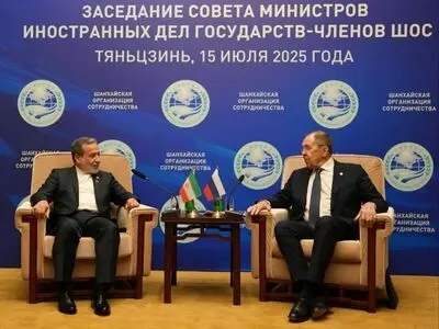 Iran, Russia foreign ministers hold meeting in China