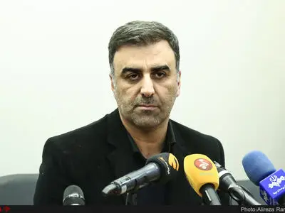 احتمال رفتن داروغه‌زاده از سازمان سینمایی/طرح پول کثیف در سینما یک مسئله انحرافی‌ست