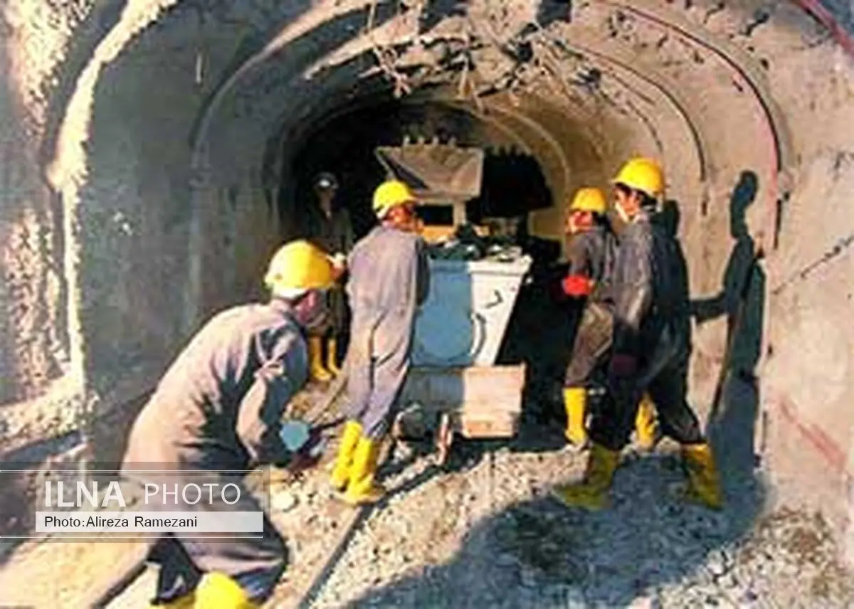 سرمایه‌گذاری خارجی در بخش معدن تقریبا هیچ است/ بوروکراسی اداری مانع اصلی جذب سرمایه