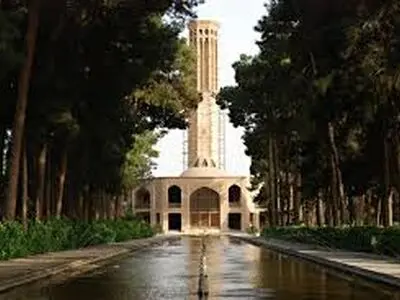 مرتبه عملی امر به معروف وظیفه دولت و حاکمیت است 