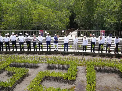 استفاده یا تهدید به استفاده از سلاح هسته‌ای غیرقابل‌قبول است