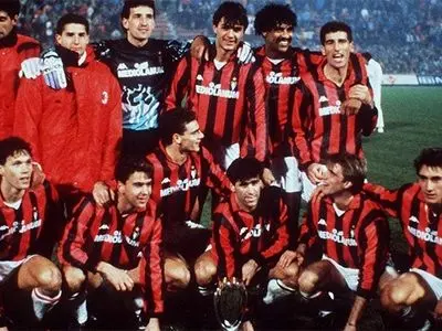 ویدئو نوستالژی: قهرمانی میلان در سوپرجام اروپا با شکست بارسلونا