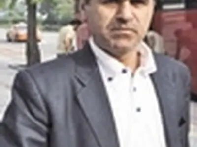 واژگونی خودروی نماینده مجلس در جاده فیروزکوه