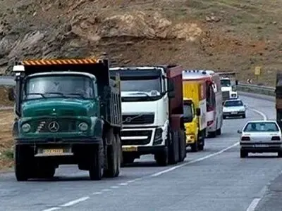 جابجایی نزدیک به ۶ میلیون تن کالا در آذربایجان‌غربی طی ۶ ماه نخست سال / متوسط عمر ناوگان باری استان کمتر از میانگین کشوری