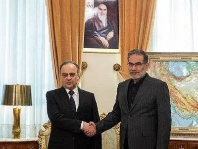 نخست‌‌وزیر سوریه با دریادار شمخانی دیدار کرد