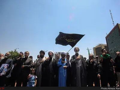 عزاداری شهادت امام جعفر صادق(ع) در میدان صادقیه تهران