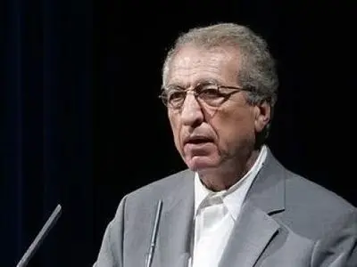 فردی خاص که در دولت احمدی‌نژاد ردیف بودجه داشت/ «پروفسور حمید مولانا» با ۶۷۴ هزار دلار بودجه دریافتی چه کرد و الان کجاست؟
