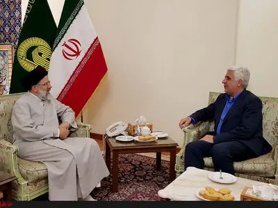 رهبر با رییسی دیدار کرد