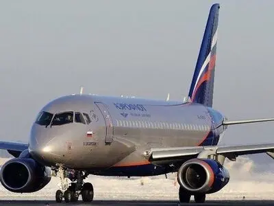 Sokhoi Superjet 100 to land in Tehran on Monday