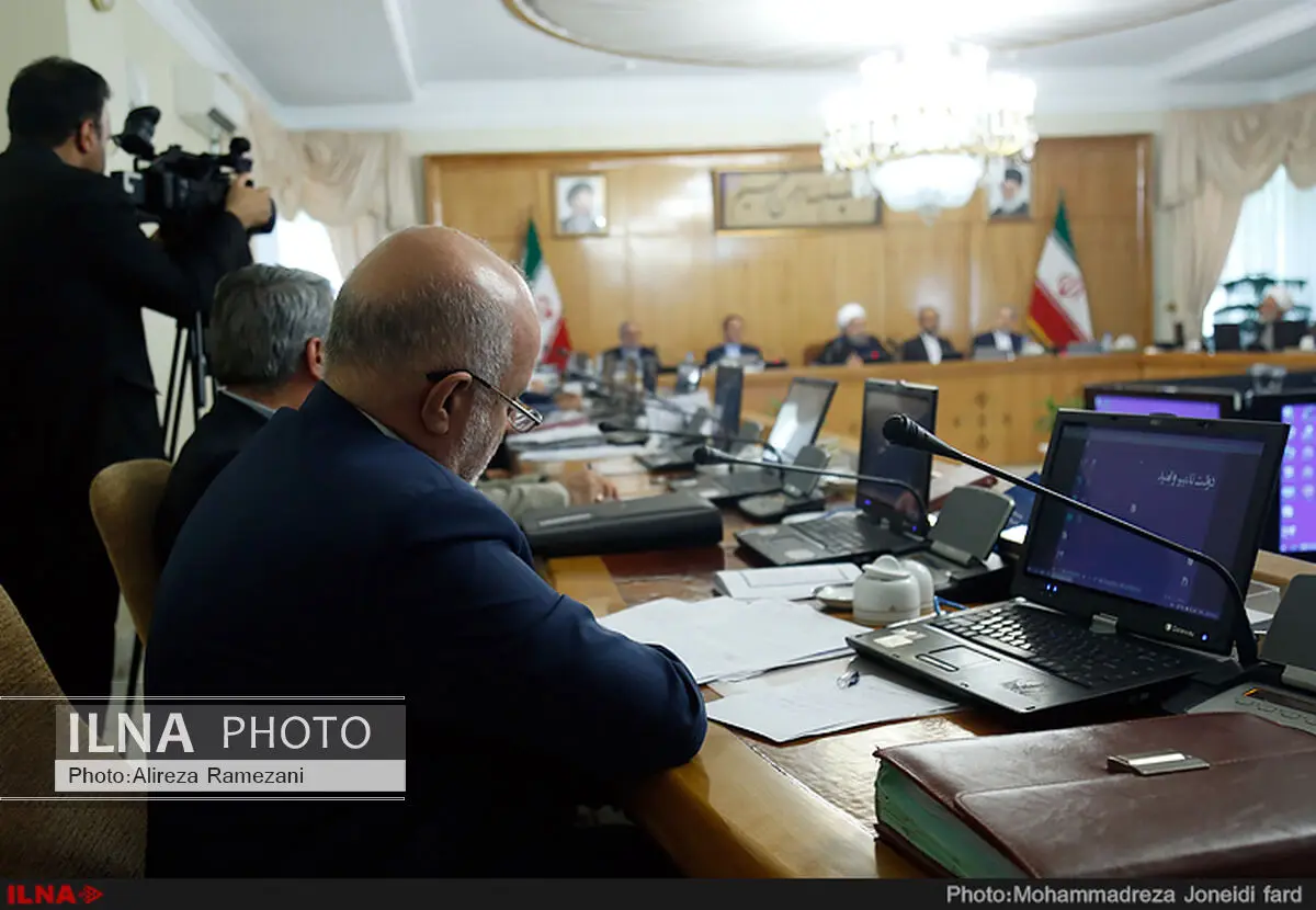 دولت تصویب‌نامه قراردادهای‌ نفتی را اصلاح کرد 