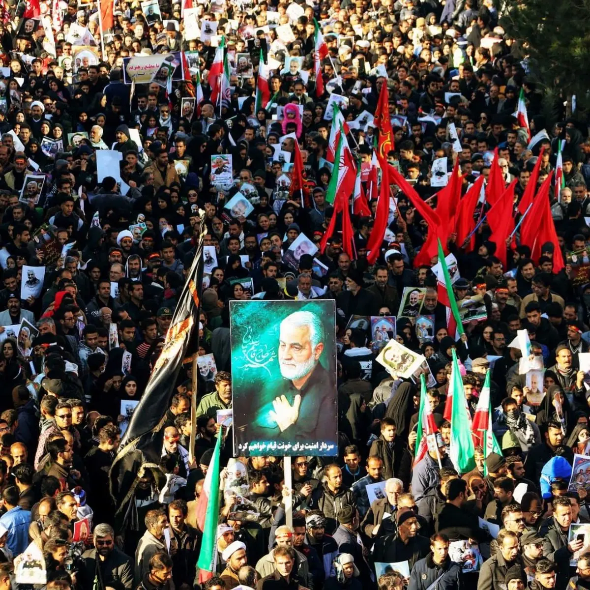 «راز سلیمانی»؛ مستندی با موضوع تشییع باشکوه پیکر حاج قاسم