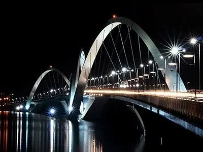 پل قوسی تقاطع ولایت کرمانشاه خاموش می‌شود