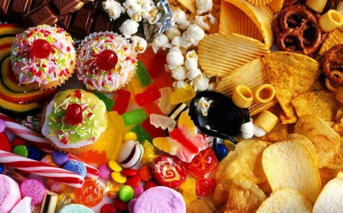 مراقب این غذاهای ناسالم اعتیادآور باشید