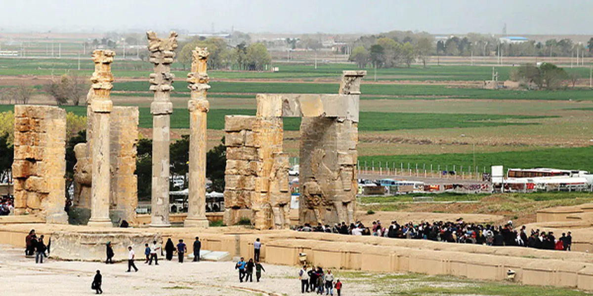 تصویب بودجه‌ برای تخت جمشید