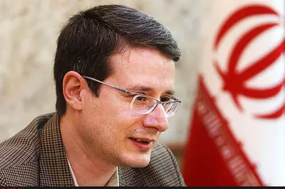 ایرانی‌ها طنزهای سیاسی روس‌ها را خیلی خوب درک می‌کنند/ سرقت‌های ادبی صرفا تذکر می‌گیرند!