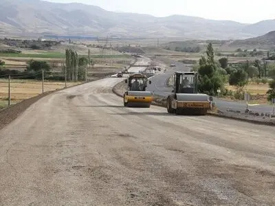 هم‌اکنون ۲۳ پروژه فعال راه‌سازی در استان در حال اجرا است 