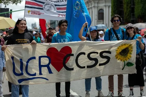 کارگران کاستاریکا علیه خصوصی‌سازی بخش درمان به خیابان‌ها آمدند