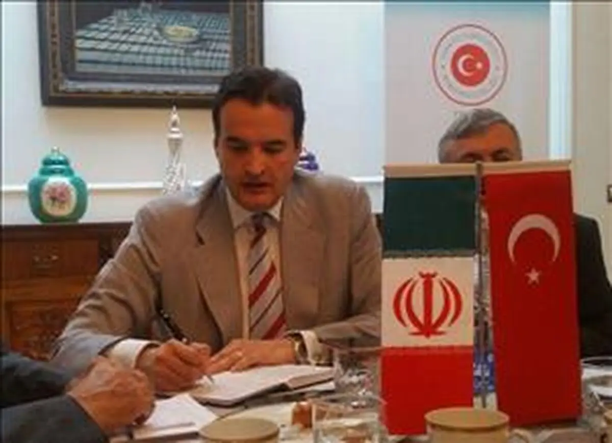 چاغلار فاحری: شبهه‌ای در خصوص رهبری کودتا توسط سازمان «فتو» وجود ندارد/ هیچ کشوری نمی‌‌‌تواند روابط ترکیه و ایران را تخریب کند 