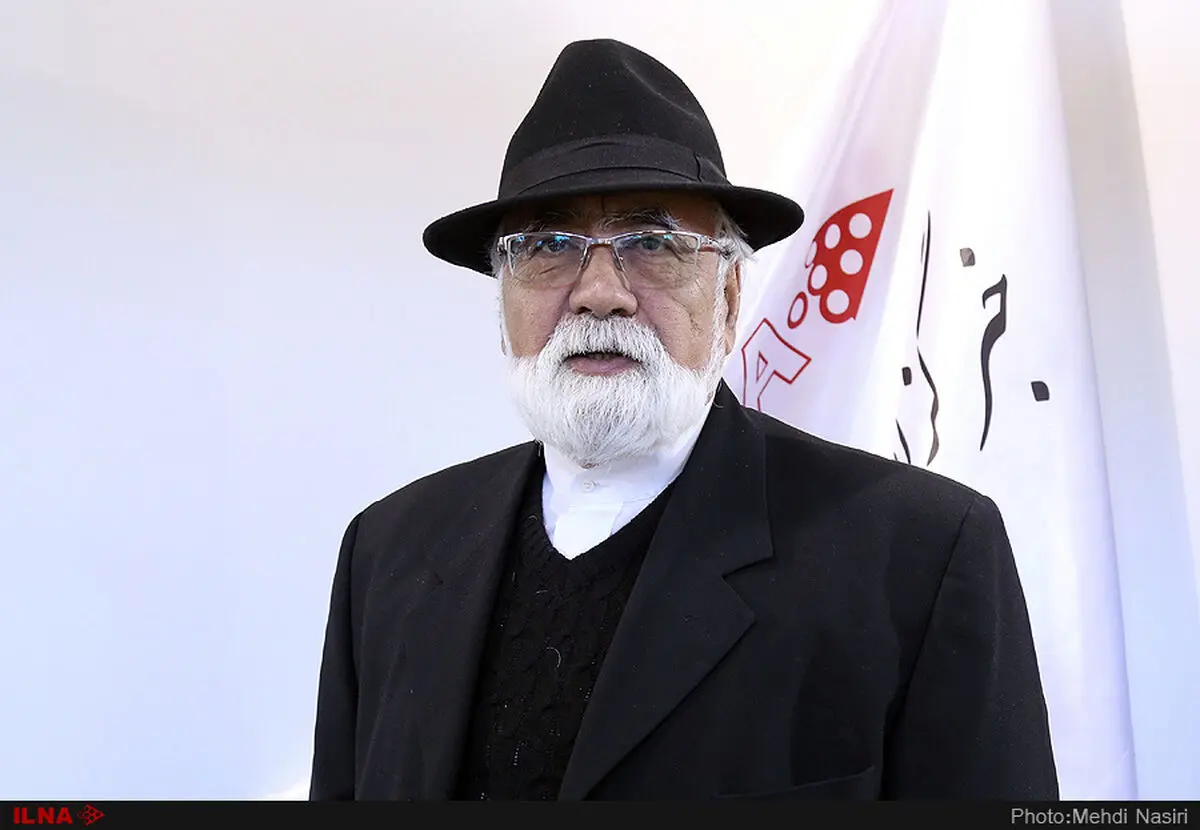 فیلم‌های خارجی درجه یک را به ایران نمی‌فروشند/ اکران فیلم‌های خارجی در سینماهای کشور دزدی است/ ۱۰ تا ۲۰ برابر آمار رسمی، فیلم‌ها به صورت غیرقانونی دیده می‌شود