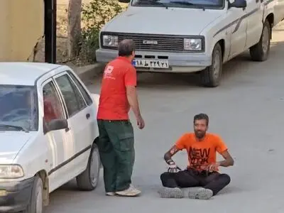 کارگرانی که بی‌صدا می‌سوزند/ چرا آمبولانس فقط برای فوتبالیست‌هاست و کارگران «نباید» سوار شوند؟