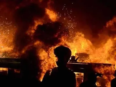 پنج کارگر زخمی شدند و یک کارخانه در دور جدید اعتراضات کارگران بنگلادش آتش گرفت