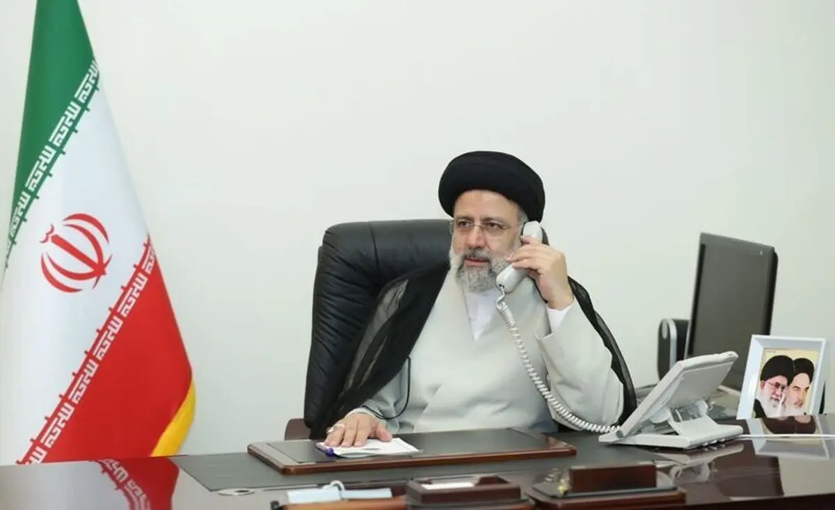 Iranian, French Presidents discuss lifting sanctions, JCPOA guarantees