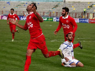 ناصحی: با خروج من شاید مشکل شهر خودرو حل شده!