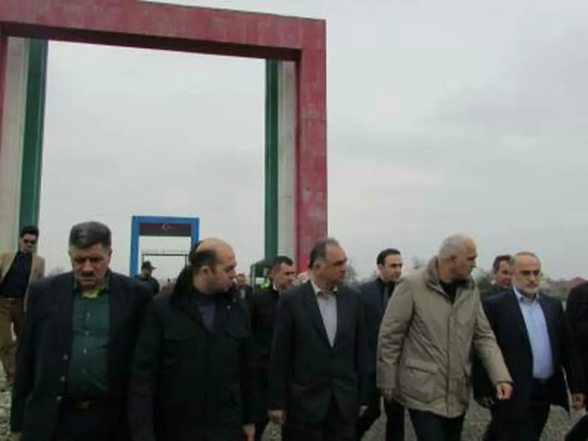 حضور یک هیات عالی رتبه کشور جمهوری آذربایجان در آستارا / ارزیابی مثبت وزیر اقتصاد جمهوری آذربایجان از روند اجرای پروژه راه آهن آستارا-آستارا