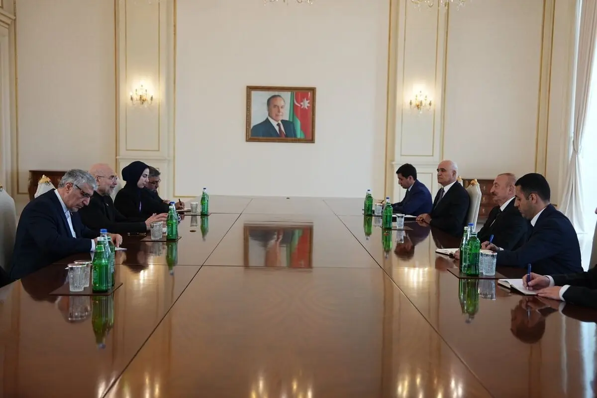 ملت ایران با ایستادگی خود، محاسبات آمریکا را به شکست کشاند