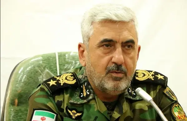 کشف سلاح و مهمات از قاچاقچیان توسط مرزداران نیروی زمینی ارتش