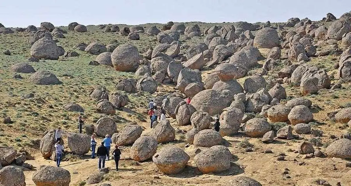 درهٔ فضایی، جاذبه‌ای شگفت انگیز در قزاقستان