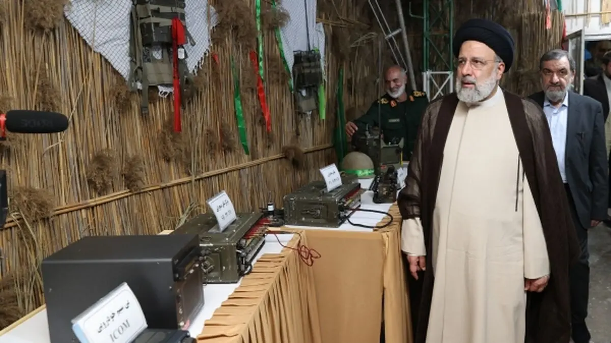 رئیسی در محل یادبود «ستاد فرماندهی قرارگاه مرکزی کربلا» در دوران دفاع مقدس