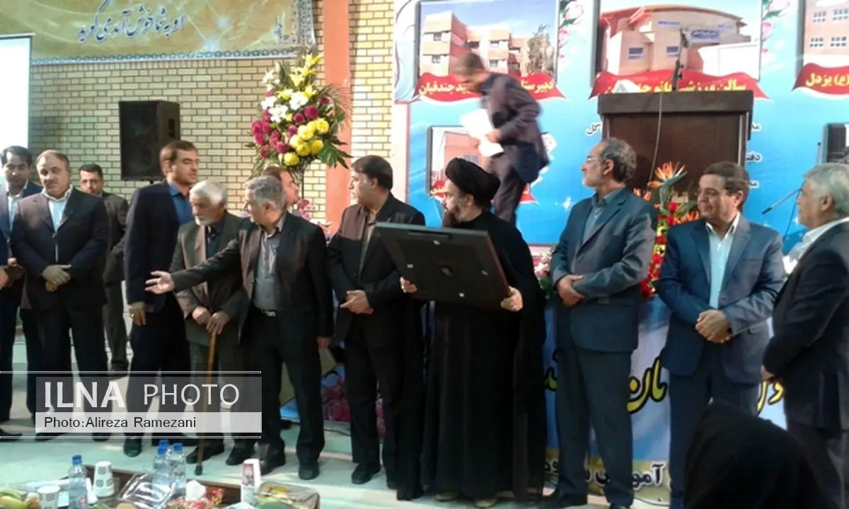 سه پروژه آموزشی و ورزشی در آران و بیدگل به بهره‌برداری رسید