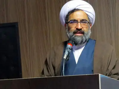اقدامات فوری پزشکی برای نجات جان امام جمعه در حال انجام است