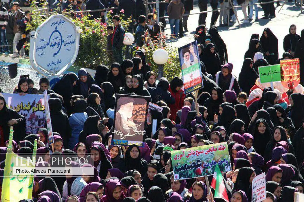 راهپیمایی 13 آبان در شهرستان سلماس برگزار شد     