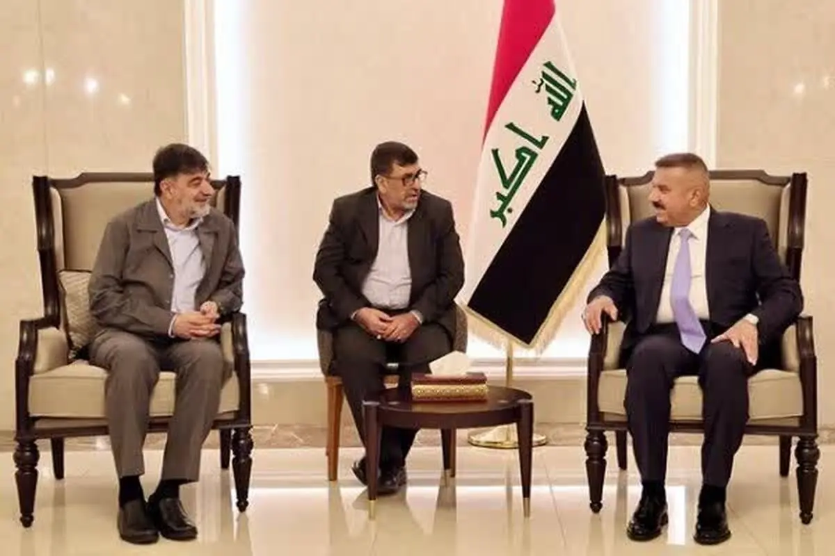 دیدار فرمانده کل انتظامی ایران با وزیر کشور عراق در بغداد

