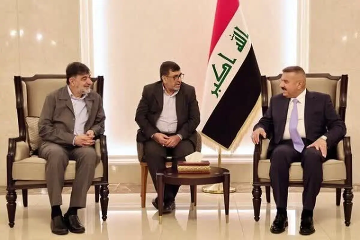 دیدار فرمانده کل انتظامی ایران با وزیر کشور عراق در بغداد

