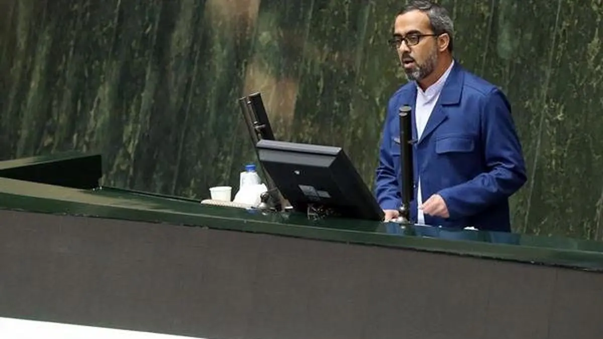 مقامات ارشد اقتصادی دولت کاسه چه کنم دست گرفته‌اند و در جلسات تلفیق وحشت در دل نمایندگان می‌اندازند