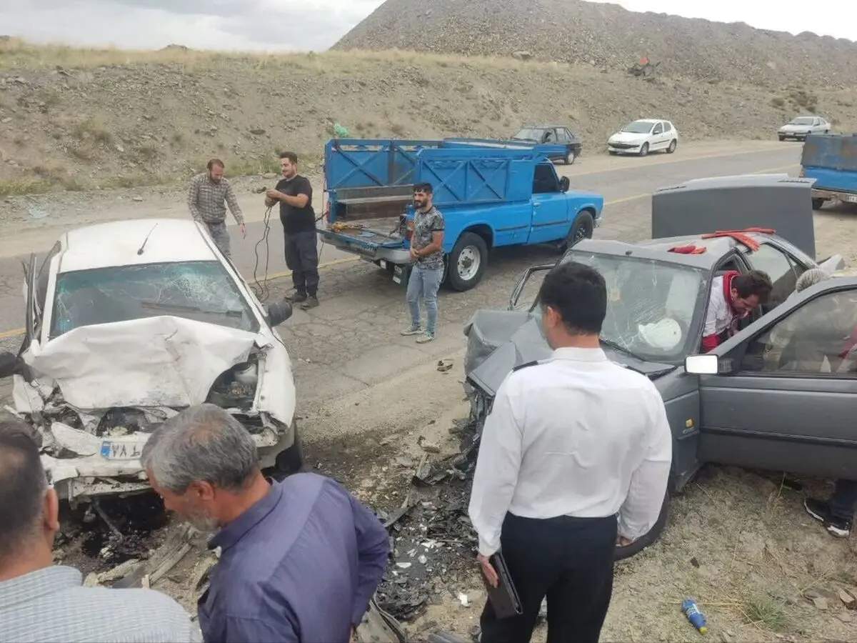 فوت و مصدومیت ۳ نفر از کارکنان برق منطقه‌ای فارس بر اثر تصادف 