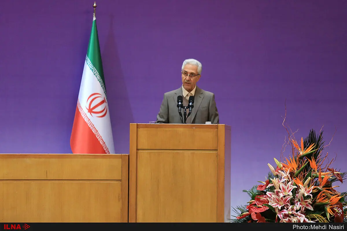 تقویت شبکه نخبگان علوم انسانی منجر به نشاط علمی می‌شود