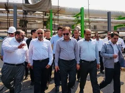 تأکید وزیر تعاون، کار و رفاه اجتماعی بر استمرار تولید و تسریع بازسازی بخش‌های آسیب‌دیده پتروشیمی جم