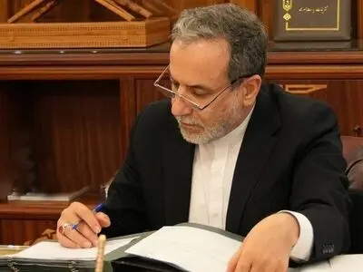 عراقجي: دماء الشهداء في صنعاء ستُشعل نار المقاومة في وجه الاحتلال