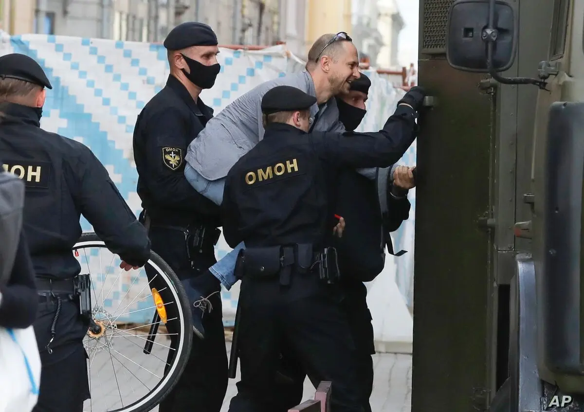 بازداشت ۶۳۳ نفر طی تظاهرات اخیر در بلاروس